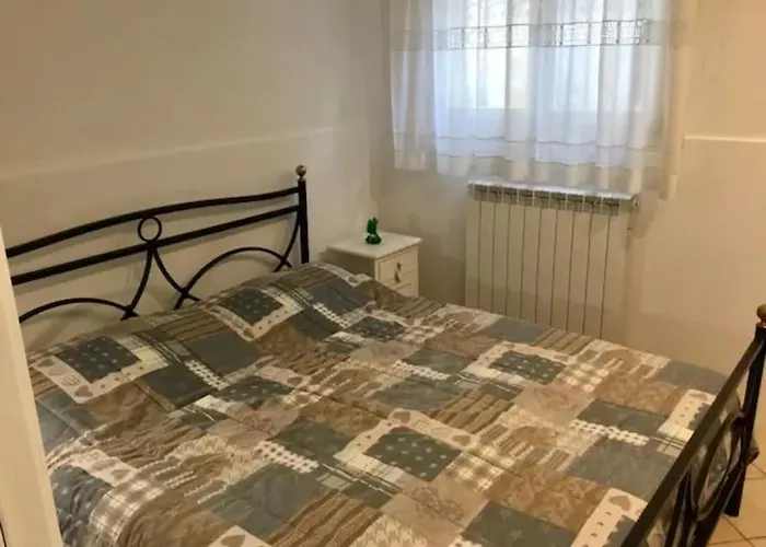 Close Guglie Bridge *